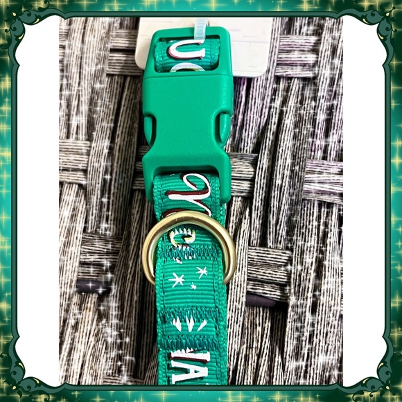S Petsmart Winter Green Holiday Dog Collar Naughty Nice Gold Cat Christmas SMALL - Picture 5 of 8
